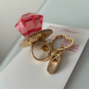 Betsey Johnson • NWT • Viral Ring Pop Bag Charm / Keychain